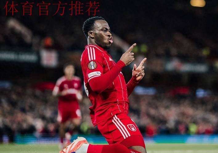 又一场3-0!英超54岁名帅力挽狂澜:7场4胜 带队双线狂奔 又一场3-0!英超54岁名帅力挽狂澜:7场4胜 带队双线狂奔